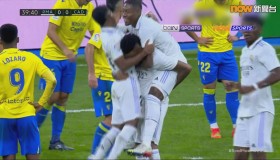 拉什福德猎豹速度秀：多面手完美防守转换进攻